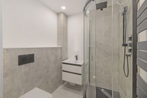 Photo 14- click for photo gallery